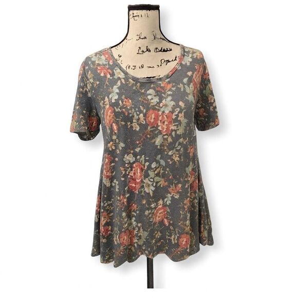 🌸 LuLaRoe Perfect Tee XS Gray Floral Print Scoop Neck Top - Picture 1 of 5
